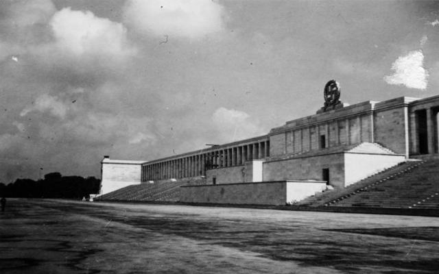 zeppelinfield tribuna