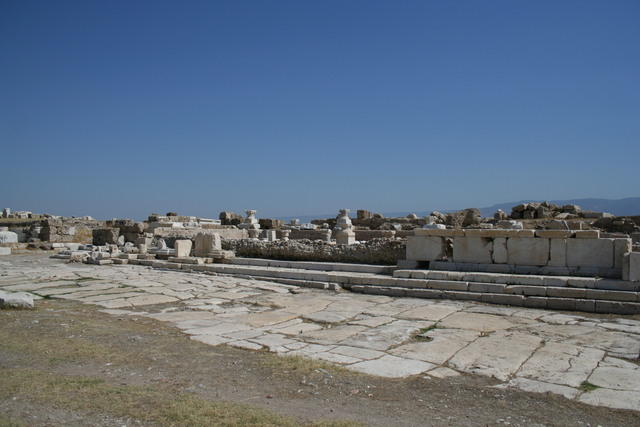 Laodicea: via colonnata romana