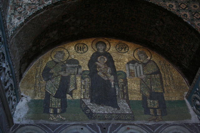 İstanbul, Santa Sofia: Costantino e Giustiniano (clicca per leggere)