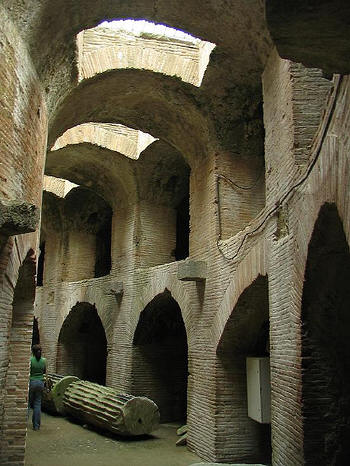 Pozzuoli: l'anfiteatro