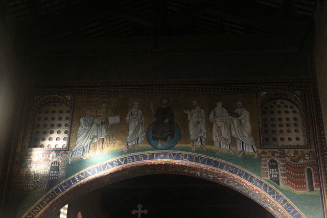 San Lorenzo fuori le mura: mosaico dell'arco trionfale della basilica pelagiana