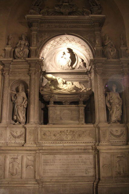 Monumenti funebri dei cardinali Ascanio Sforza e Girolamo Basso Della Rovere: Andrea Sansovino