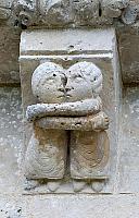 Bacio a Saint-Pierre d Aulnay tra il 1120 e il 1140