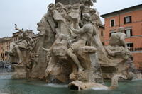 Gian Lorenzo Bernini, piazza Navona, Fontana dei quattro fiumi, il Danubio (clicca per la spiegazione)